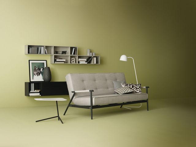 Canapé-lit Kyoto,  en tissu Prato gris clair, H95/62 x L 206,5 x P 106/125cm, dimensions matelas l 125 x L 200cm, 879 euros, BoConcept