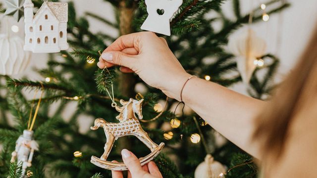 Conseils pour garder votre sapin de Noël frais et verdoyant plus longtemps