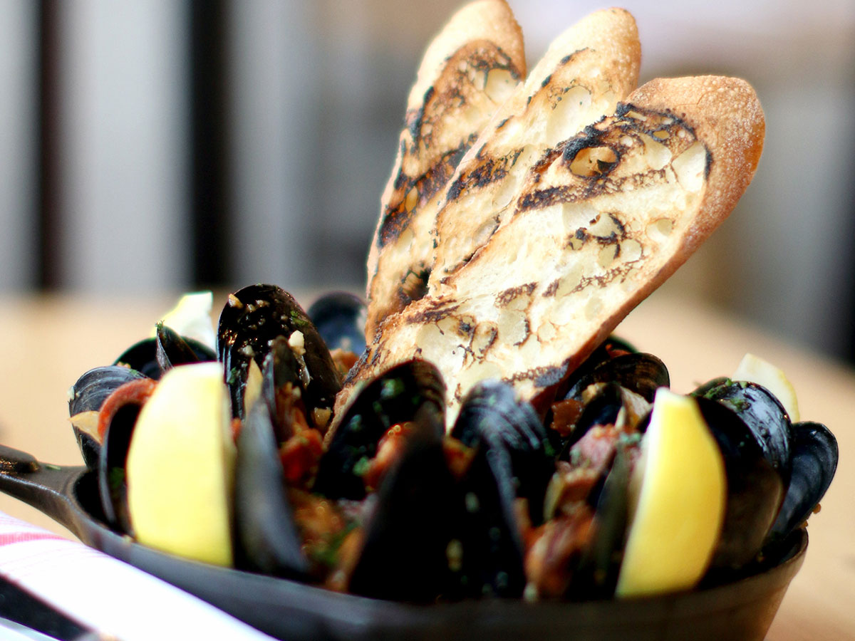 Steamed Mussels